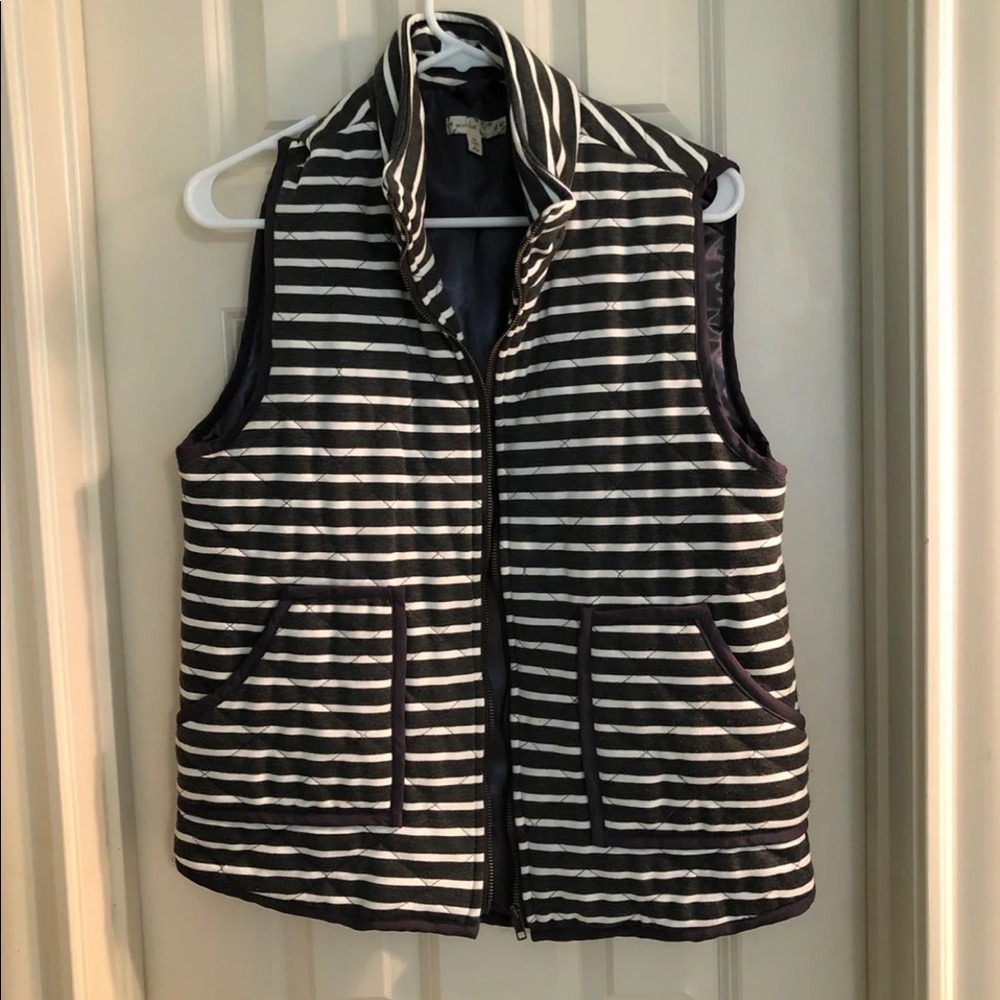 Grey & White Striped Vest Size M